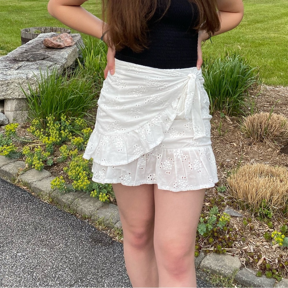 Princess Polly Wrap Mini Skirt - size 4 - Picture 4 of 4